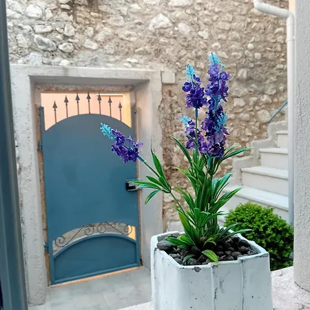 Ferienwohnung La Casa Di Ursula Toscolano-Maderno Exterior foto